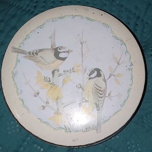 Vintage meister powder tin